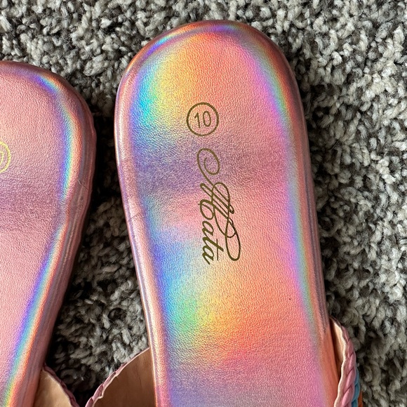 Women’s Sandals Size 10 - Picture 2 of 3